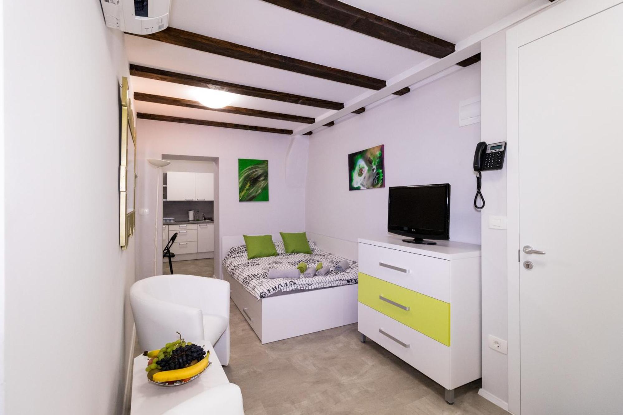 Apartments Bella Tara 皮兰 外观 照片
